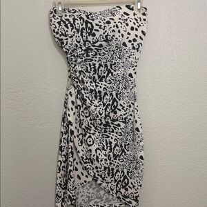 Chic Strapless Black and White Dress